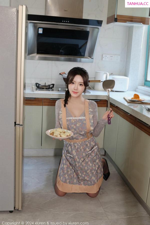   [XiuRen]高清写真图 2024.12.27 No.9673 小薯条nienie 黑丝美臀第43张图片